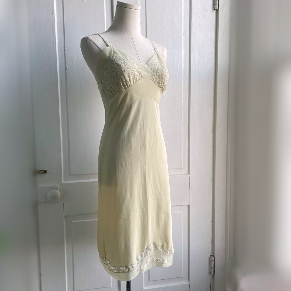 Vintage Cream Lace Bodice Slip Chemise